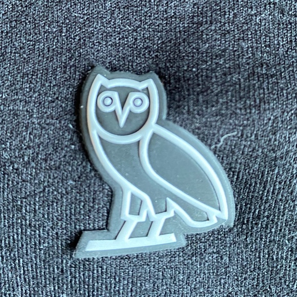 OVO Sweater - Picture 1 of 3